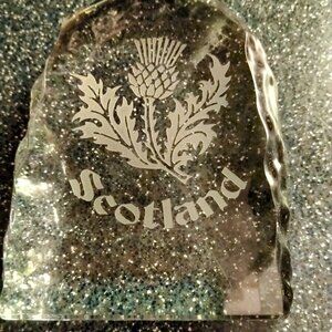 Burns Crystal New Boxed fancy thistle SCOTLAND standing stone rock sides Gift
